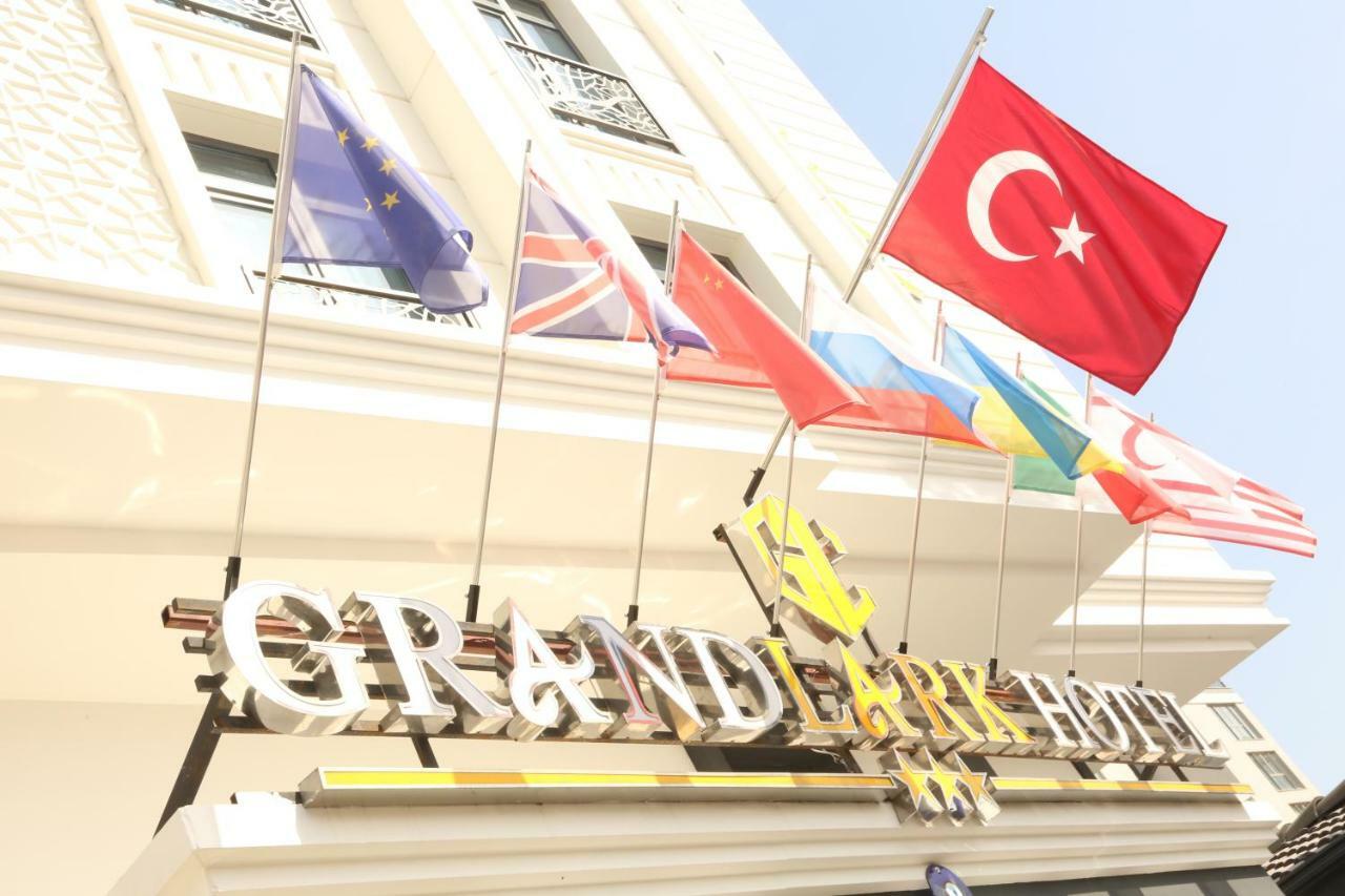 Grand Lark Hotel อดาลาร์ ภายนอก รูปภาพ