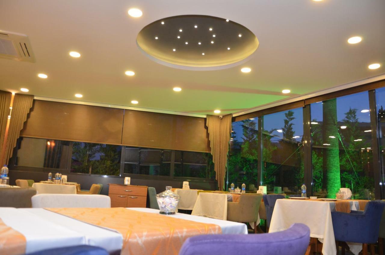 Grand Lark Hotel อดาลาร์ ภายนอก รูปภาพ