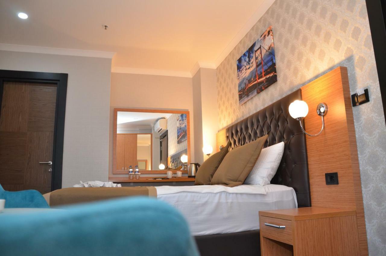 Grand Lark Hotel อดาลาร์ ภายนอก รูปภาพ
